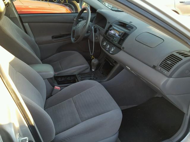 4T1BE32KX6U152214 - 2006 TOYOTA CAMRY LE ვერცხლისფერი ფოტო 5