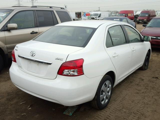 JTDBT923981257563 - 2008 TOYOTA YARIS WHITE photo 4