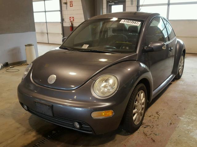 3VWCK31C95M408886 - 2005 VOLKSWAGEN NEW BEETLE 灰色 照片 2