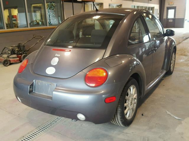 3VWCK31C95M408886 - 2005 VOLKSWAGEN NEW BEETLE GRAY photo 4