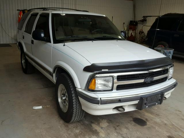 1GNDT13W0S2113119 - 1995 CHEVROLET BLAZER WHITE photo 1