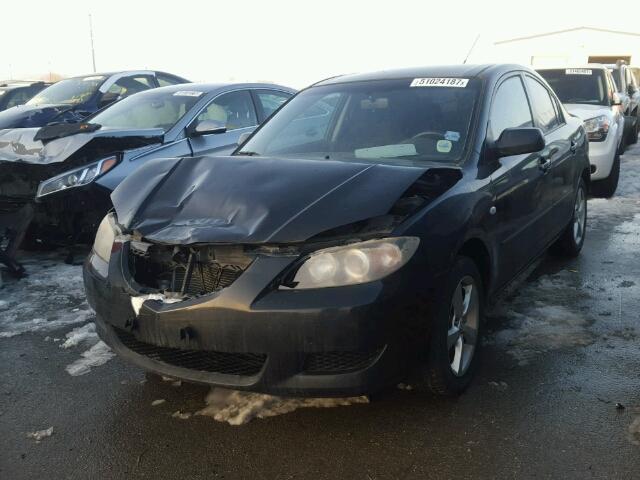 JM1BK12F661510821 - 2006 MAZDA 3 I BLACK photo 2