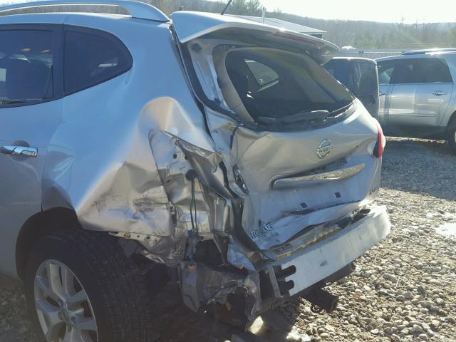 JN8AS5MV8BW673608 - 2011 NISSAN ROGUE S SILVER photo 9