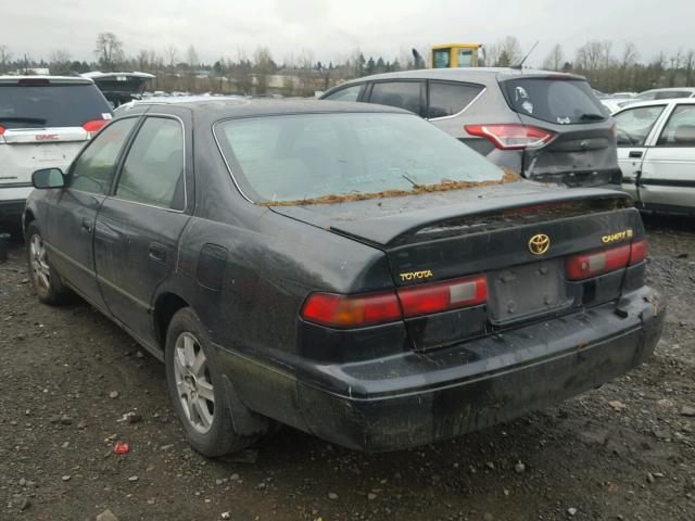 JT2BG22K5X0282539 - 1999 TOYOTA CAMRY LE BLACK photo 3
