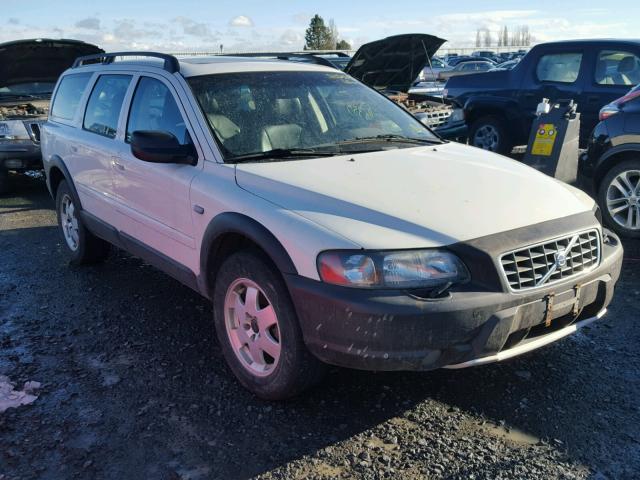 YV1SZ58D411026447 - 2001 VOLVO V70 XC WHITE photo 1