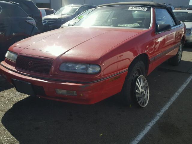 1C3XU4539PF636585 - 1993 CHRYSLER LEBARON RED photo 2