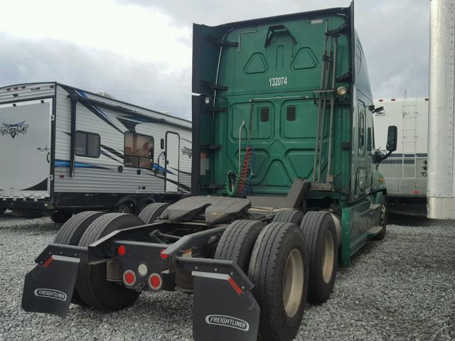 3AKJGLBG8DSBS6820 - 2013 FREIGHTLINER CASCADIA 1 GREEN photo 4