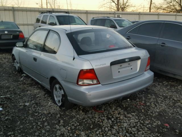 KMHCF35G0YU016301 - 2000 HYUNDAI ACCENT L SILVER photo 3