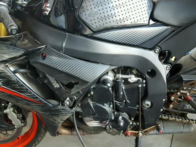 JS1GR7MA0E2102176 - 2014 SUZUKI GSX-R750 BLACK photo 9