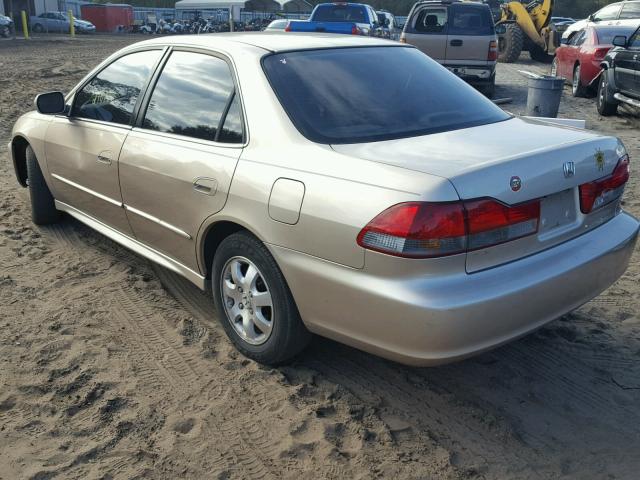 1HGCG56611A108951 - 2001 HONDA ACCORD EX GOLD photo 3