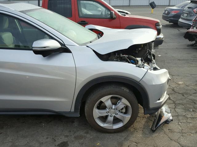 3CZRU6H79GM754032 - 2016 HONDA HR-V EXL SILVER photo 9