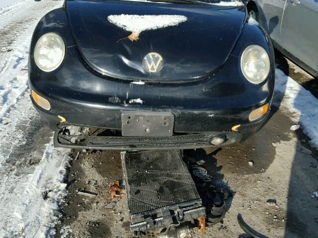 3VWCC21C7XM474413 - 1999 VOLKSWAGEN NEW BEETLE 黑色 照片 9