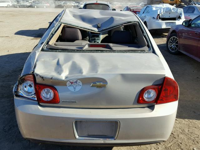 1G1ZB5EB5AF217852 - 2010 CHEVROLET MALIBU LS SILVER photo 9