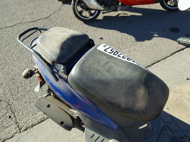 LC2U6A0319C000730 - 2009 KYMCO USA INC AGILITY 50 BLUE photo 6