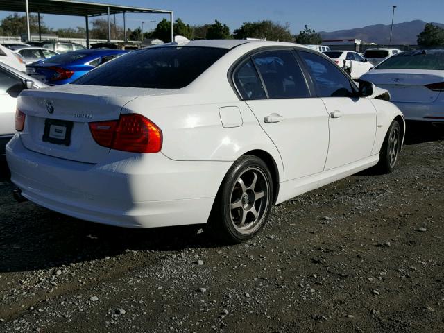 WBAPH7C50BE723664 - 2011 BMW 328 I WHITE photo 4