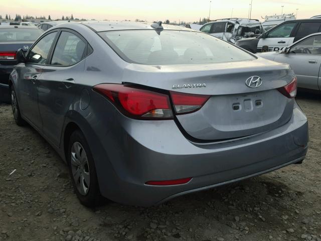 5NPDH4AE9GH714928 - 2016 HYUNDAI ELANTRA SE GRAY photo 3