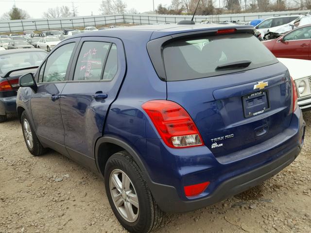 3GNCJNSB0HL133112 - 2017 CHEVROLET TRAX LS BLUE photo 3