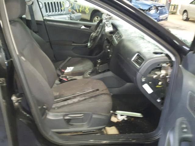 3VW1K7AJ9CM337621 - 2012 VOLKSWAGEN JETTA BASE BLACK photo 5