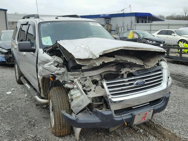 1FMEU63E17UA68312 - 2007 FORD EXPLORER X SILVER photo 1