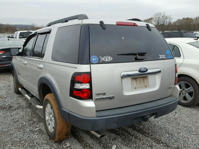 1FMEU63E17UA68312 - 2007 FORD EXPLORER X SILVER photo 3