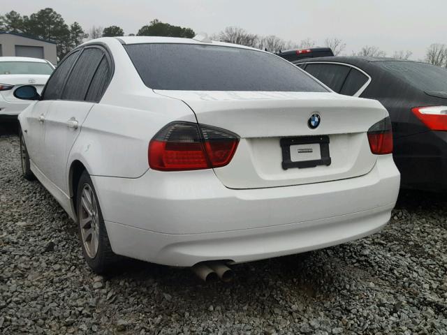 WBAVA33527KX73995 - 2007 BMW 328 I WHITE photo 3