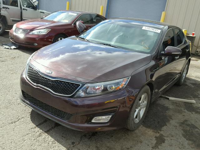 5XXGM4A73FG376107 - 2015 KIA OPTIMA LX BURGUNDY photo 2