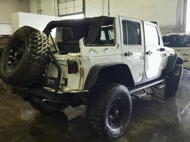 1C4HJWFG8EL262006 - 2014 JEEP WRANGLER U WHITE photo 4