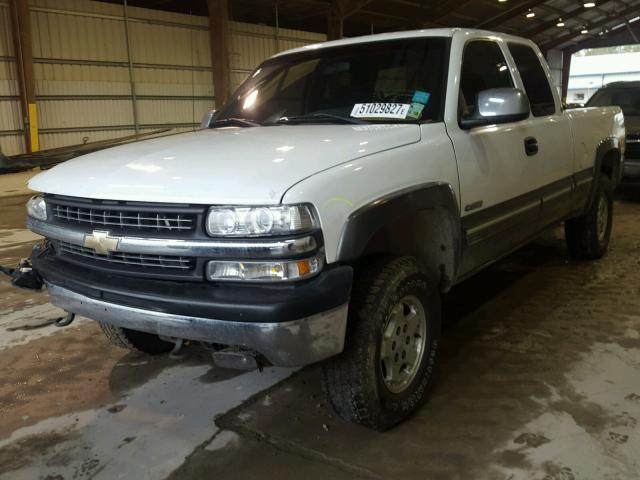 2GCEK19T5Y1277228 - 2000 CHEVROLET SILVERADO WHITE photo 2