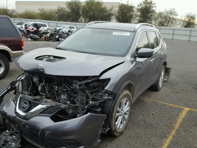 KNMAT2MT5GP716633 - 2016 NISSAN ROGUE S GRAY photo 2