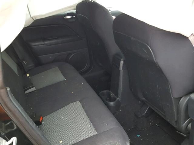 1J4NT4FB5AD628668 - 2010 JEEP COMPASS SP 绿色 照片 6