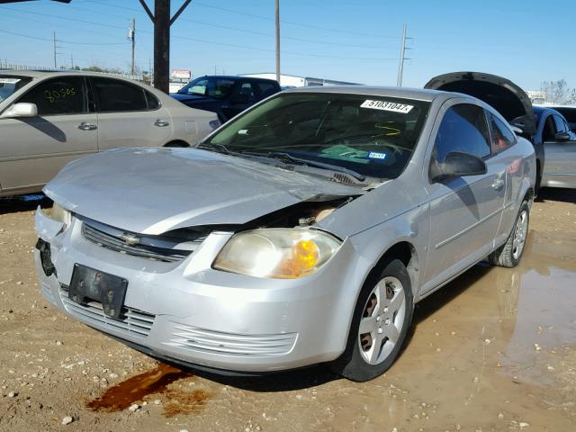 1G1AK15F877105252 - 2007 CHEVROLET COBALT LS SILVER photo 2