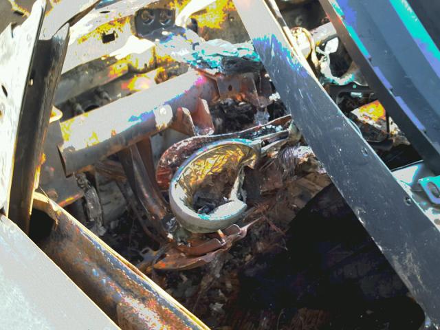 1ZVFT82H755102969 - 2005 FORD MUSTANG GT BURN photo 8