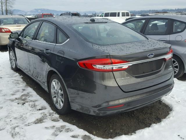 3FA6P0LU1HR386000 - 2017 FORD FUSION SE CHARCOAL photo 3