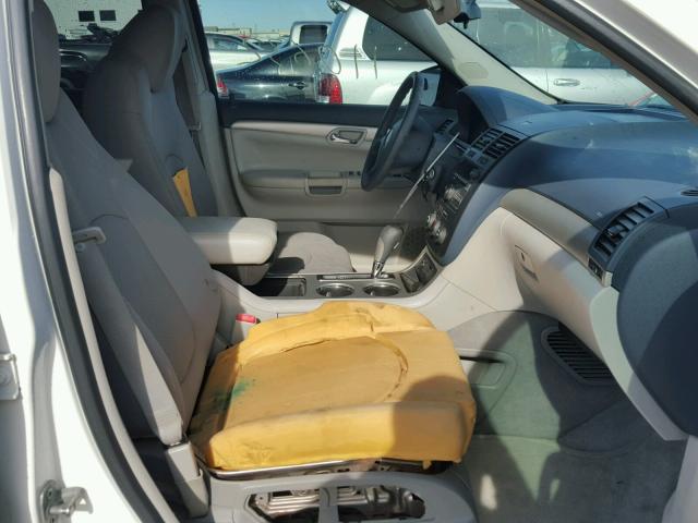 5GZER13DX9J125738 - 2009 SATURN OUTLOOK XE WHITE photo 5