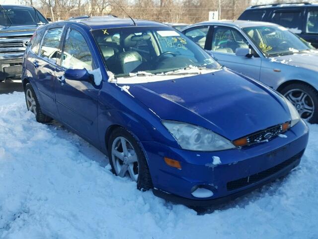 3FAHP305X4R120055 - 2004 FORD FOCUS ZX5 BLUE photo 1