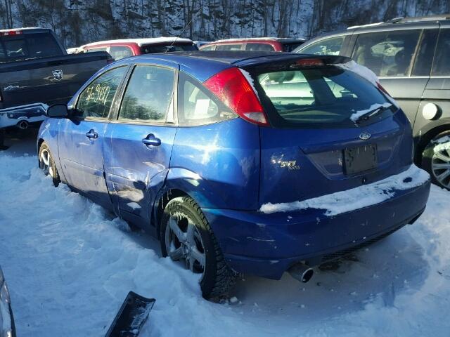 3FAHP305X4R120055 - 2004 FORD FOCUS ZX5 BLUE photo 3