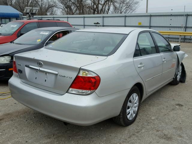 4T1BE32K05U513769 - 2005 TOYOTA CAMRY LE SILVER photo 4