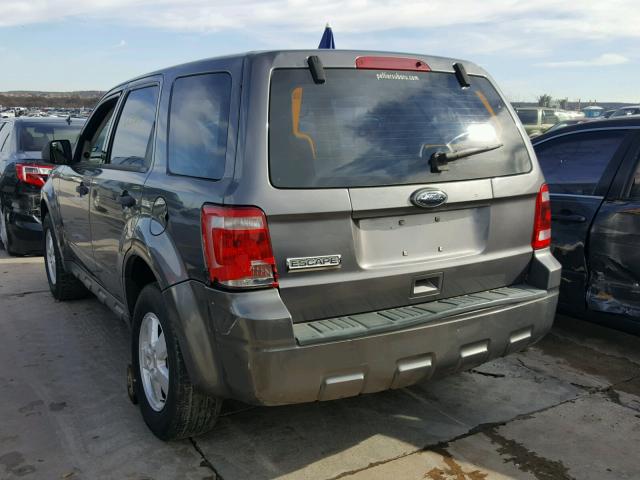 1FMCU0C79AKA32148 - 2010 FORD ESCAPE XLS GRAY photo 3