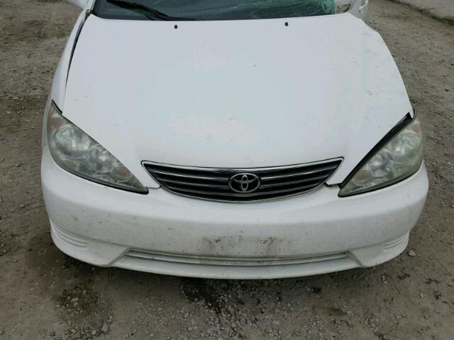 4T1BE30K26U736268 - 2006 TOYOTA CAMRY LE WHITE photo 7