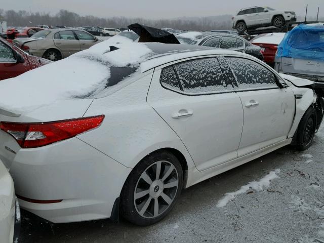 KNAGR4A69B5143482 - 2011 KIA OPTIMA SX WHITE photo 4