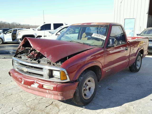 1GCCS144XVK250030 - 1997 CHEVROLET S TRUCK S1 MAROON photo 2