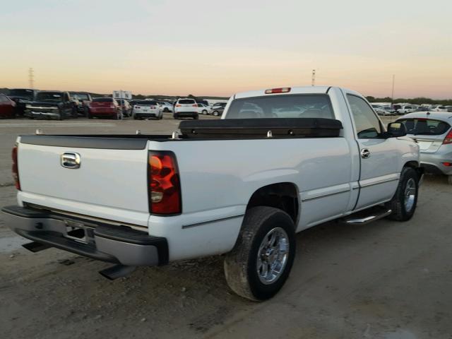 1GCEC14Z65Z214621 - 2005 CHEVROLET SILVERADO WHITE photo 4