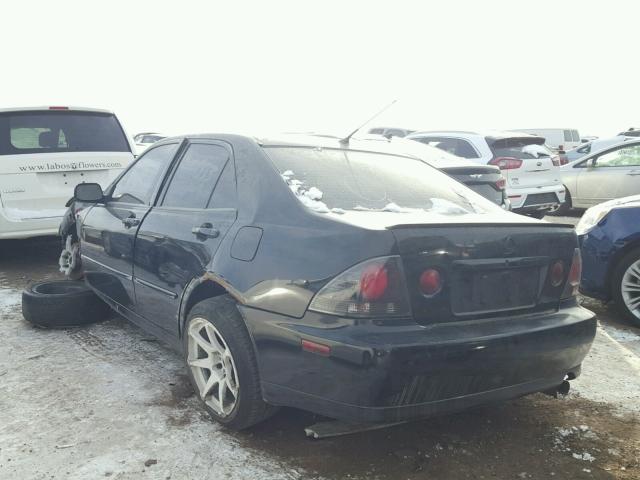 JTHBD192620064066 - 2002 LEXUS IS 300 BLACK photo 3