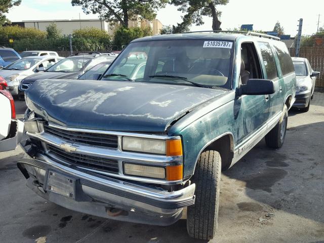 1GNFK16K9SJ316620 - 1995 CHEVROLET SUBURBAN K GREEN photo 2