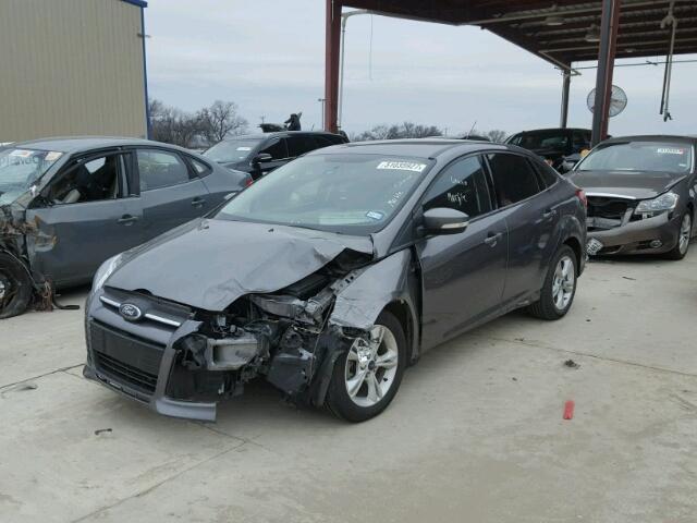 1FADP3F28EL451731 - 2014 FORD FOCUS SE GRAY photo 2