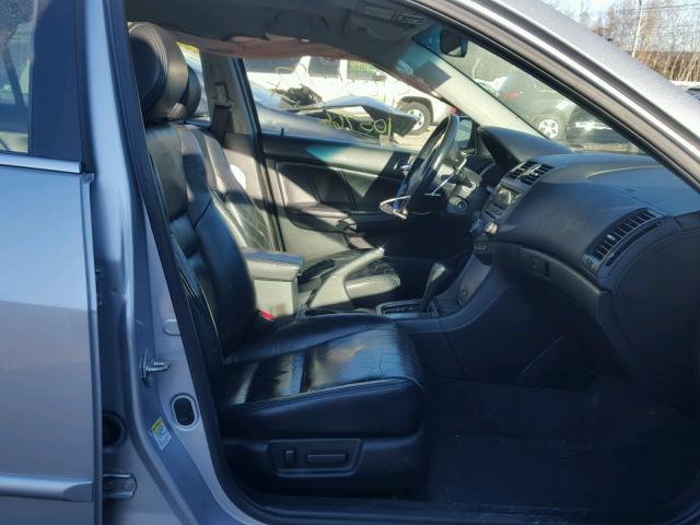 1HGCM66554A021497 - 2004 HONDA ACCORD EX SILVER photo 5