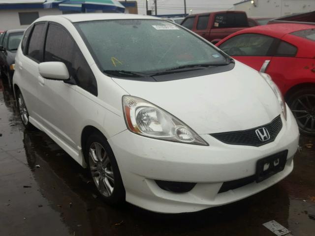 JHMGE88459S056778 - 2009 HONDA FIT SPORT WHITE photo 1