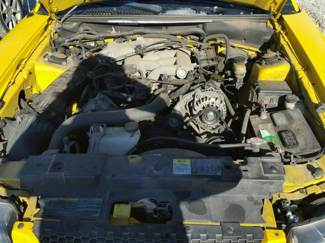 1FAFP40404F119028 - 2004 FORD MUSTANG YELLOW photo 7