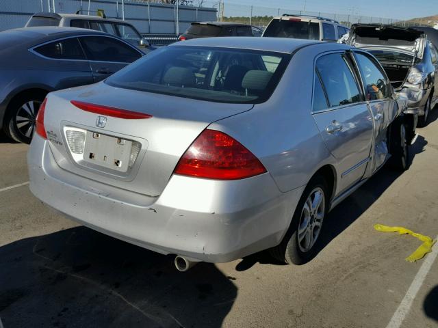 1HGCM56347A101256 - 2007 HONDA ACCORD SE SILVER photo 4