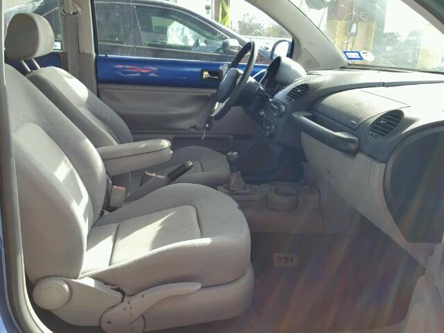 3VWCP21CX2M456890 - 2002 VOLKSWAGEN NEW BEETLE ლურჯი ფოტო 5